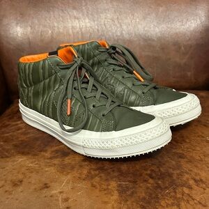 Converse Men's Size 7 Sneakers